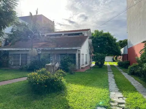 Calle 11 5200