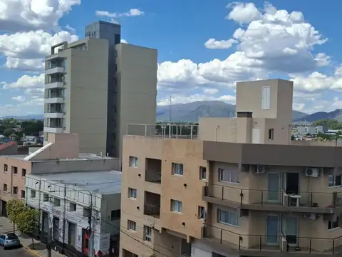 Torre Vivace. Depto 2 dormitorios. Impecable