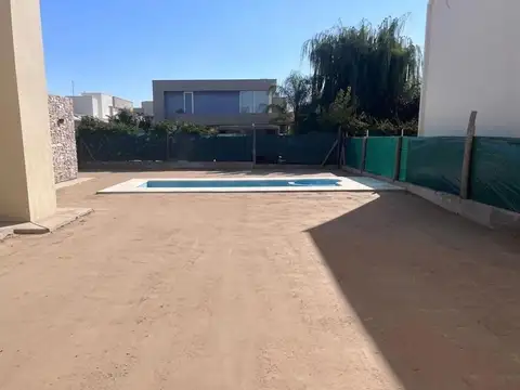 Casa en Venta en Rodeo de la Cruz, USD 450.000