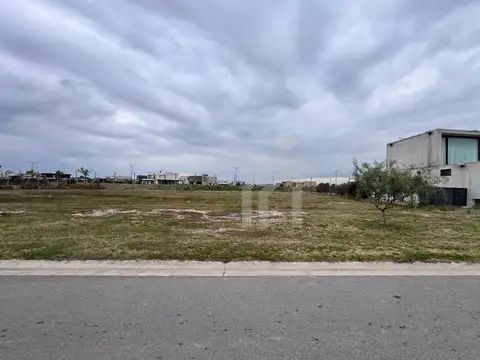 San Sebastián Área 8 s/n 5300