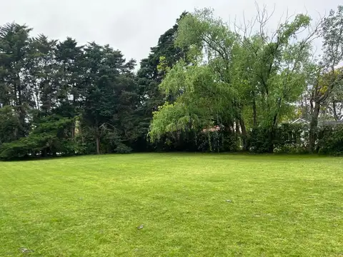 Lote / Terreno  1500 m en el Country San Diego C.C zona central parquizado