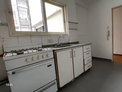 Departamento en Alquiler en Flores, $ 550.000