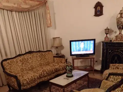 Chalet de categoría, Barrio Golf, a 4 cuadras del centro. La Cumbre Córdoba