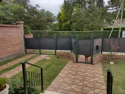 Casa 7 ambientes con 3 baños