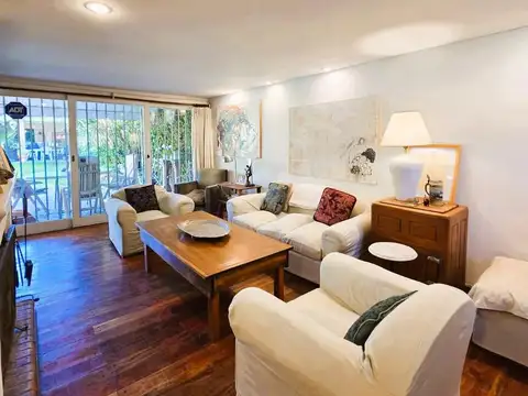 Casa en Alquiler de 4 dormitorios