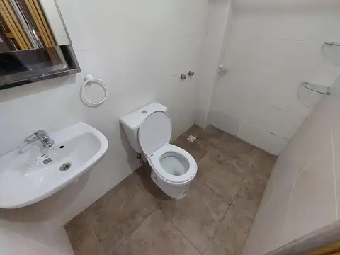 Depto Tipo Casa en Alquiler 40 años