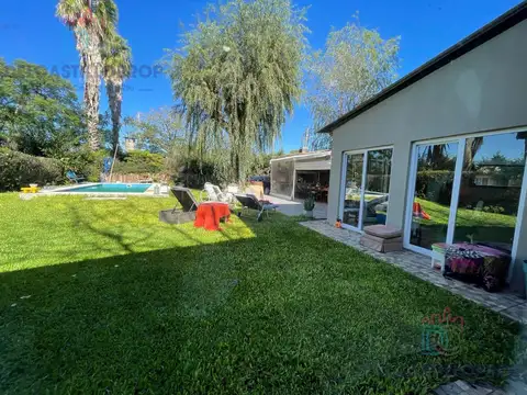 Casa en Venta en Loma Verde, USD 98.000