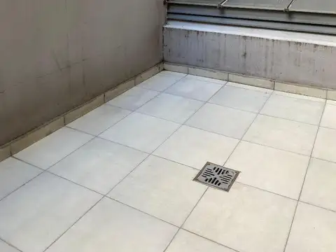 Monoambiente divisible Balcon terraza Patio Hosp. Italiano