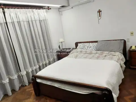 CASA EN VENTA 3 DORMITORIOS