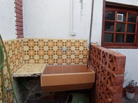 Depto Tipo Casa en Venta en Olivos Maipu/Uzal, USD 160.000