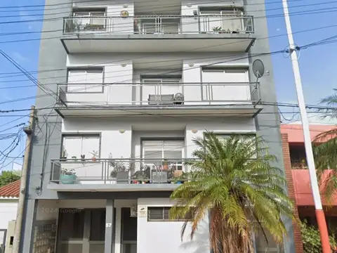 DEPARTAMENTO DE 2 HABITACIONES CENTRICO