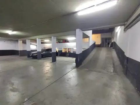EXCELENTE UBICACIÓN, ACCESO POR RAMPA