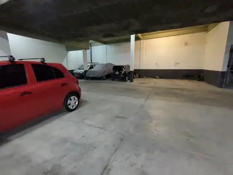 EXCELENTE UBICACIÓN, ACCESO POR RAMPA