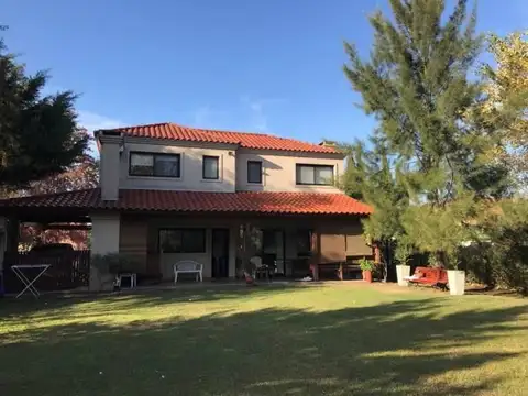 Lindísima casa en ALQUILER en Sausalito/BAYUGAR PROPIEDADES.