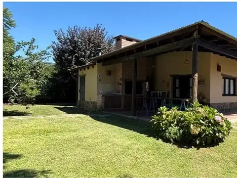 Muy Linda casa 3 dor vta gge/pil/qcho Catalan 200 Vaqueros
