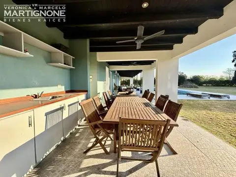 Club De Campo La Ranita Manzanares Open Door