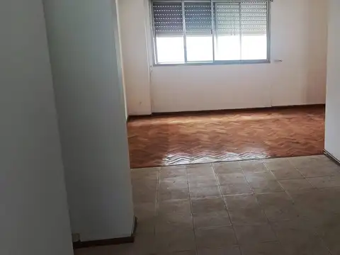 3 De Febrero 2400, Piso 03