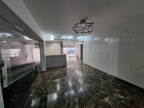 Oficina 2 ambientes con 1 baño