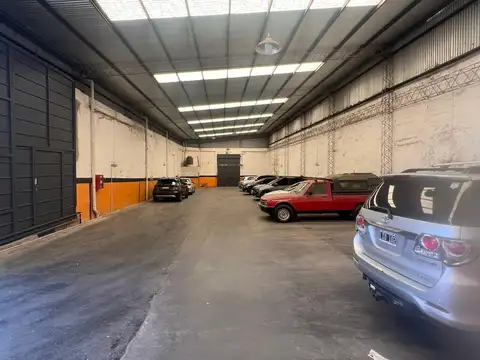 Galpon en Venta 37  mts Frente