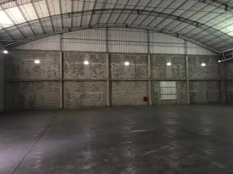 Galpon en Venta en Zarate, USD 1.111