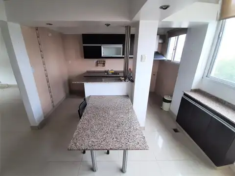 Franklin Delano Roosevelt 1300, Piso 5