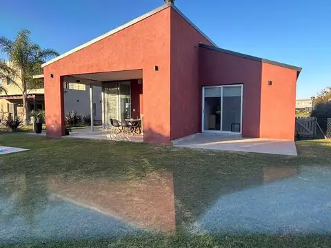 Casa en Alquiler en El Canton - Norte, USD 1.300