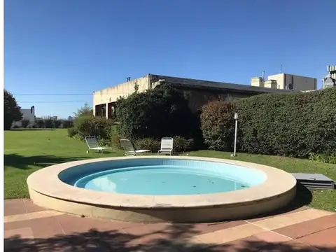 DUPLEX COMPLEJO ALGODONERA 200m2 PERMUTA FINANCIA(+ cuotas)