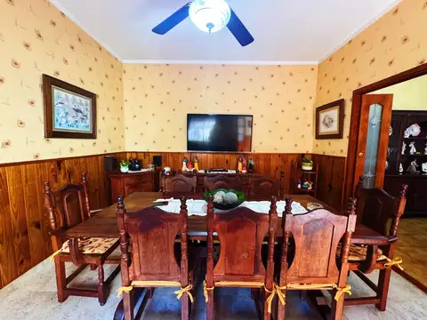 Casa 3 ambientes con 1 baño