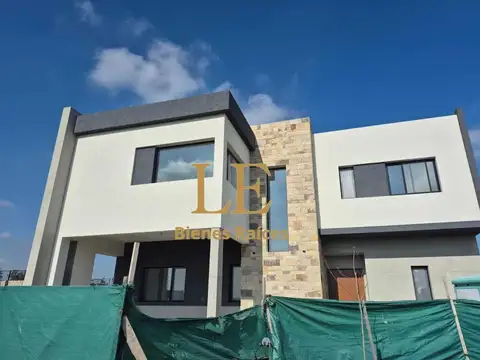 Casa en Venta en Pilar Del Este, USD 250.000