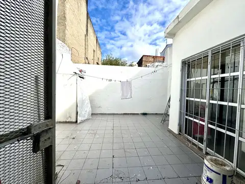 Depto Tipo Casa en Venta en Caseros, USD 40.000