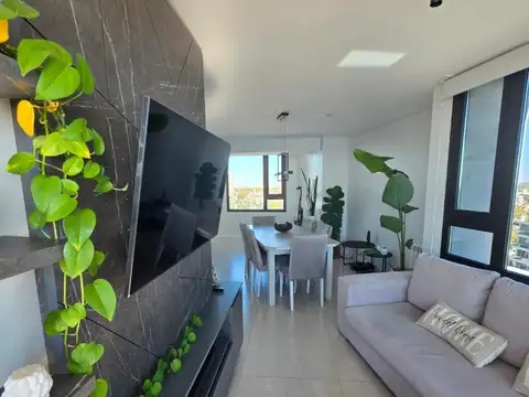 Bv. Avellaneda Bis 1000, Piso 14°