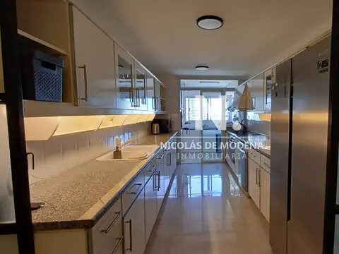 Departamento en Alquiler Temporal en Playa Mansa, USD 42.000