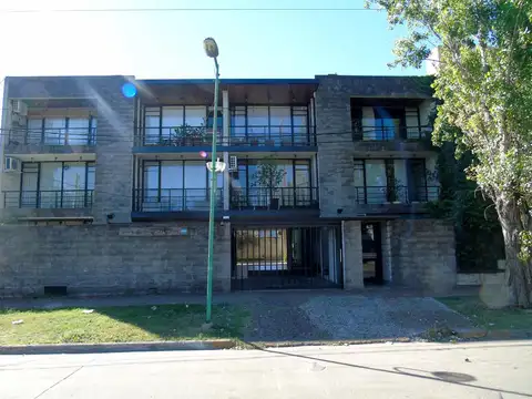 Departamento de 2 dormitorios en alquiler en La Plata