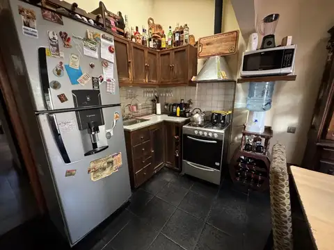 Casa 4 ambientes con 1 baño