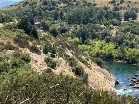 FINA PATAGONIA. Lote en venta de 700m2 ubicado en Junín de los Andes