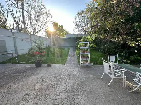 20 esquina 479 , Piso 0