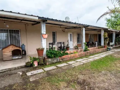 CASA VENTA O PERMUTA LA MERCED ACEPTA VEHICULO