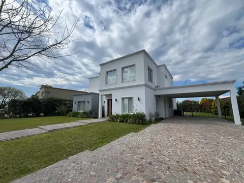 Casa Venta Haras Santa María Escobar lote interno Molino Norte