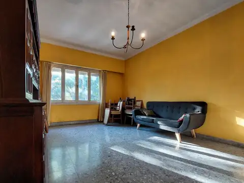 Depto Tipo Casa en Venta en Olivos, USD 179.000