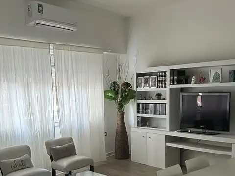 Depto Tipo Casa en Venta en Caballito, USD 178.000