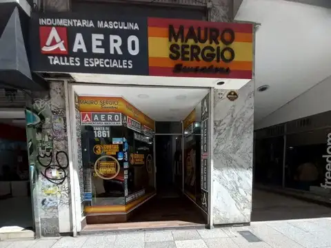 LOCAL A LA CALLE PLANTA BAJA DE 3 X 30 - CENTRO