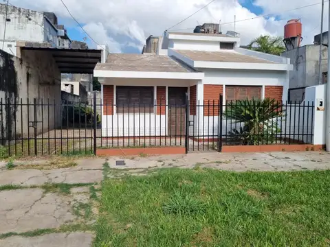 Casa en Venta en Parque Industrial, Reconquista