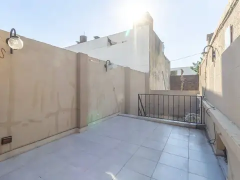 Depto Tipo Casa en Venta de 3 ambientes