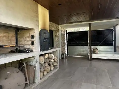 Casa en Venta en Villa Allende, USD 249.000