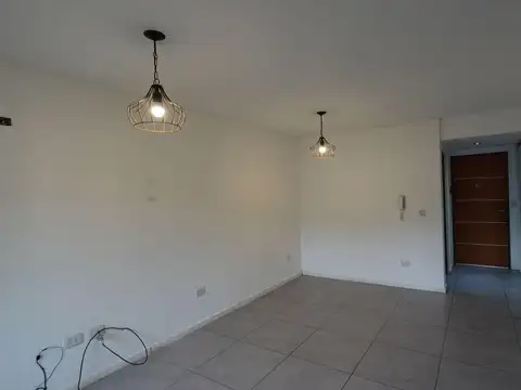 Monoambiente con balcón al frente, Refinerias, Rosario