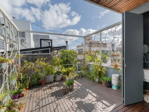 PH RECICLADO CON TERRAZA SIN EXPENSAS