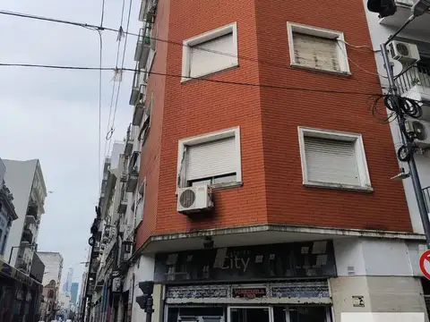 Departamento en venta - 3 Dormitorios 2 Baños - Monserrat