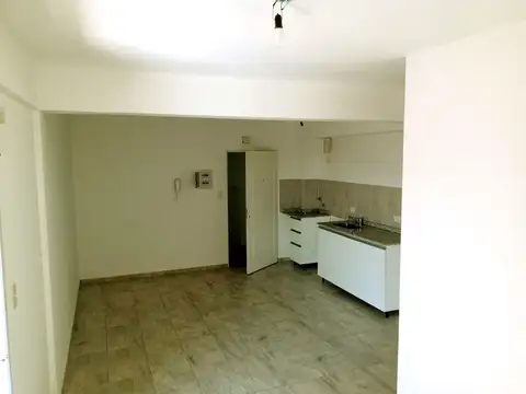 Departamento en Alquiler en Avellaneda, $ 300.000