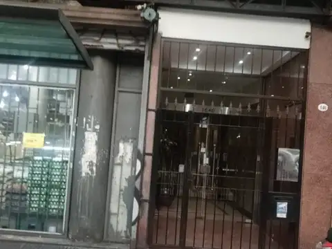 Av. Entre Rios 600, Piso 1