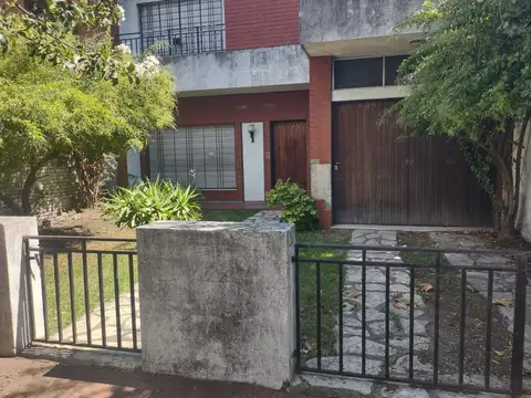 Casa Haedo Sur 5 ambientes apto crédito